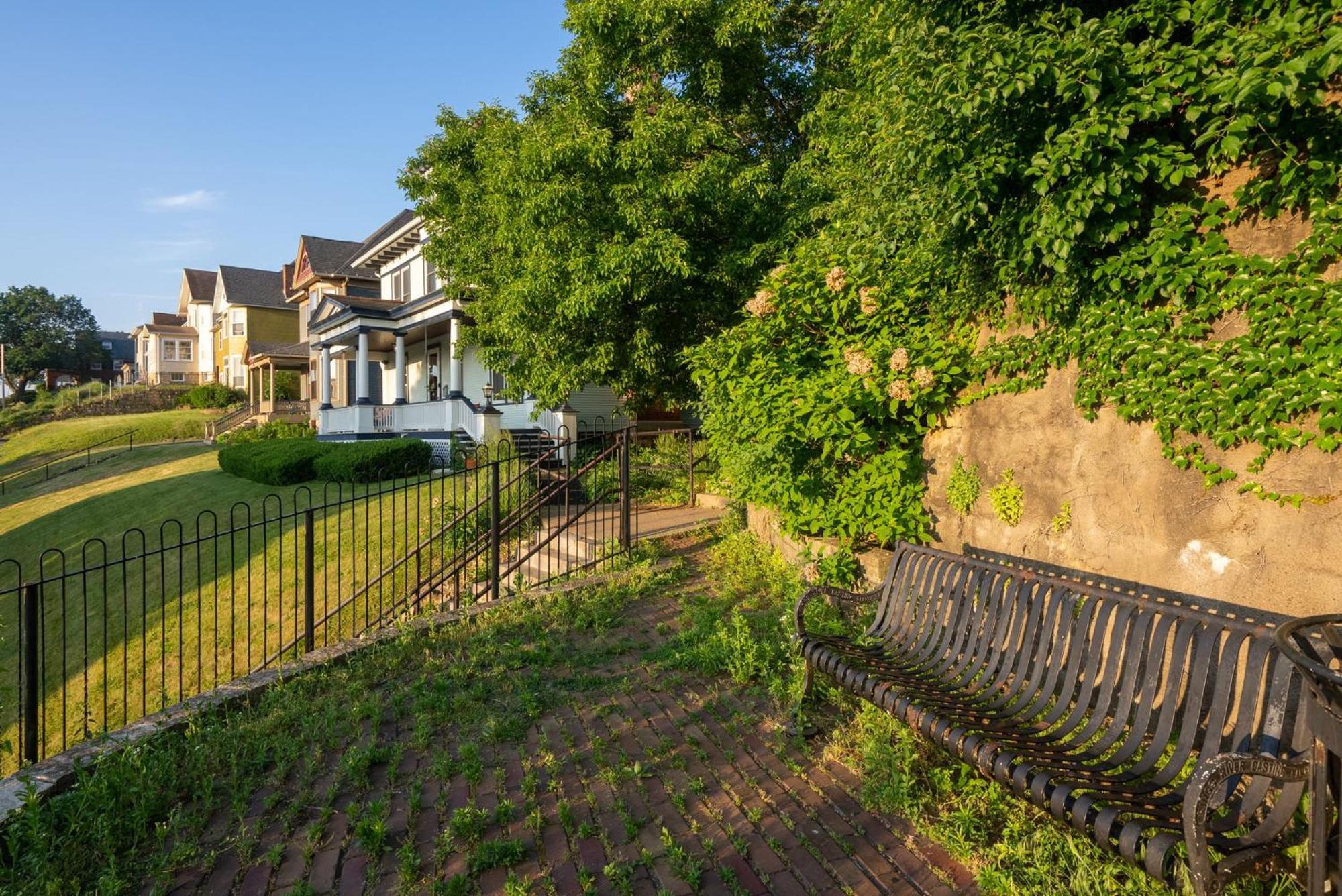 Dubuque'S Front Porch, Historic Charmer, Walk Downtown 외부 사진